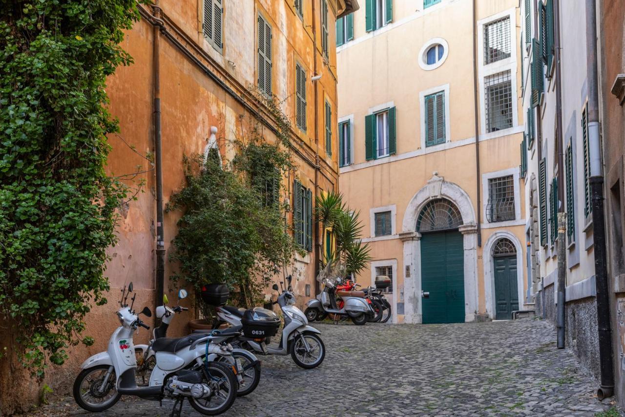 Deza Cozy Place In Monti Rom Exterior foto